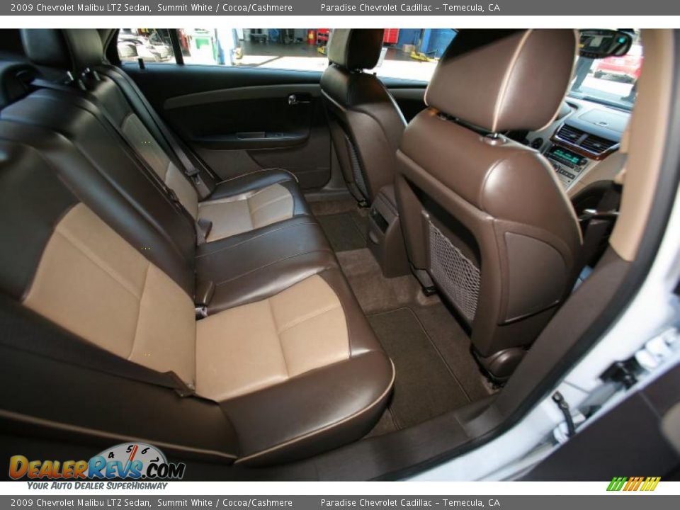 2009 Chevrolet Malibu LTZ Sedan Summit White / Cocoa/Cashmere Photo #26