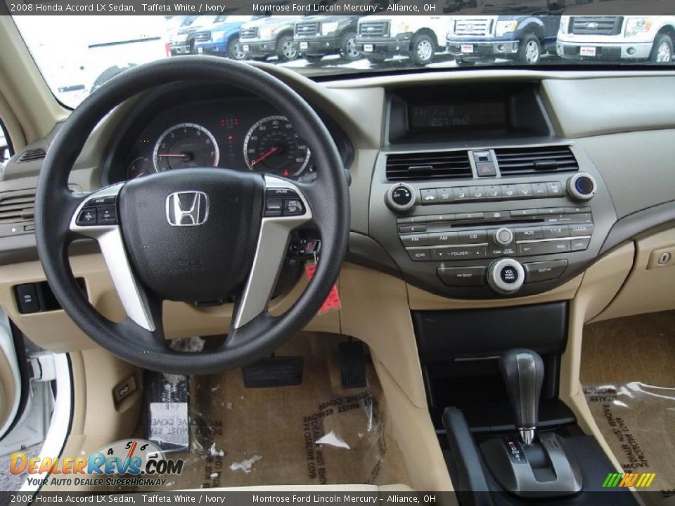 2008 Honda Accord LX Sedan Taffeta White / Ivory Photo #16
