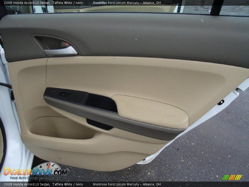 2008 Honda Accord LX Sedan Taffeta White / Ivory Photo #17