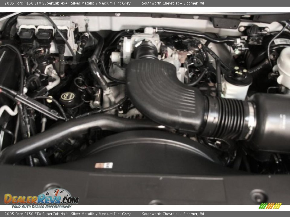 2005 Ford F150 STX SuperCab 4x4 Silver Metallic / Medium Flint Grey Photo #13