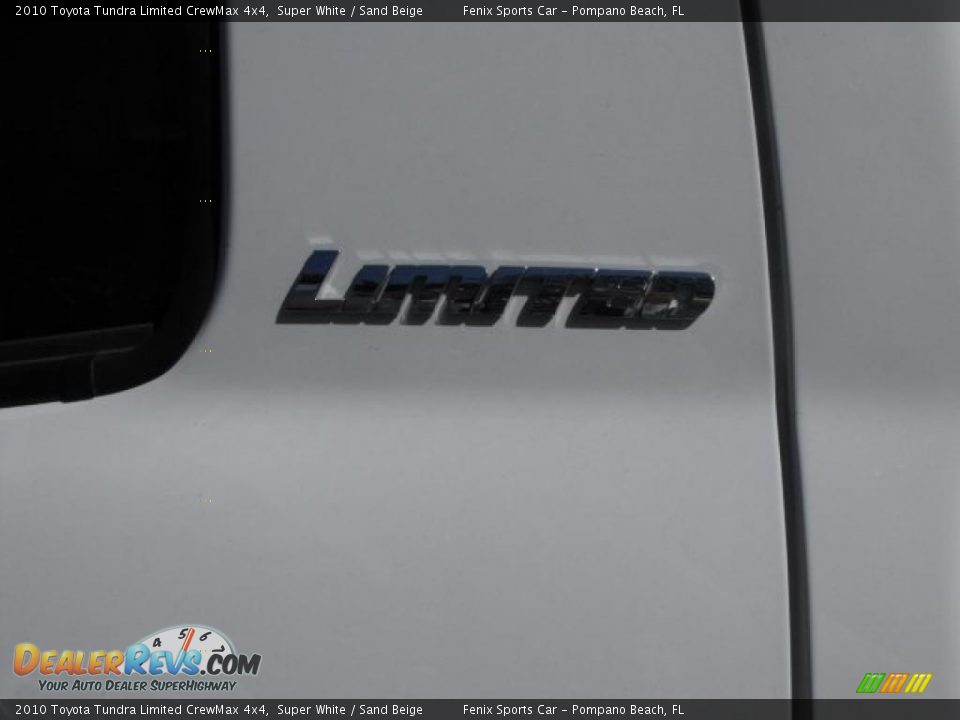 2010 Toyota Tundra Limited CrewMax 4x4 Super White / Sand Beige Photo #11