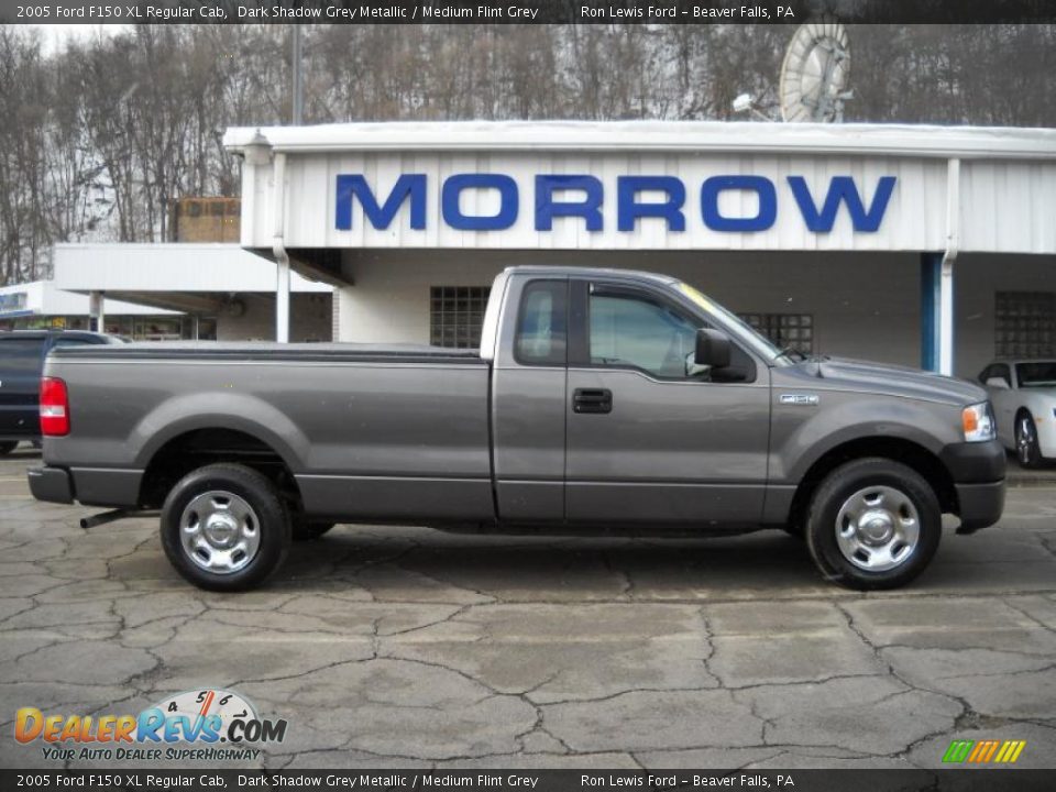 2005 Ford F150 XL Regular Cab Dark Shadow Grey Metallic / Medium Flint Grey Photo #1