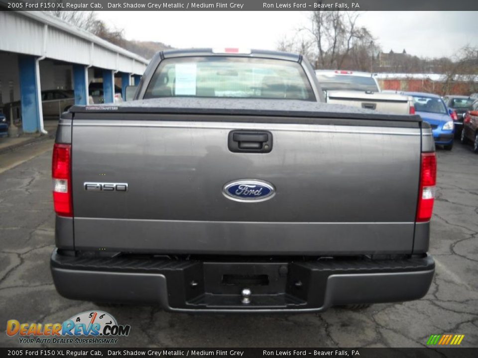 2005 Ford F150 XL Regular Cab Dark Shadow Grey Metallic / Medium Flint Grey Photo #3