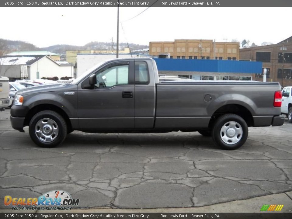2005 Ford F150 XL Regular Cab Dark Shadow Grey Metallic / Medium Flint Grey Photo #5