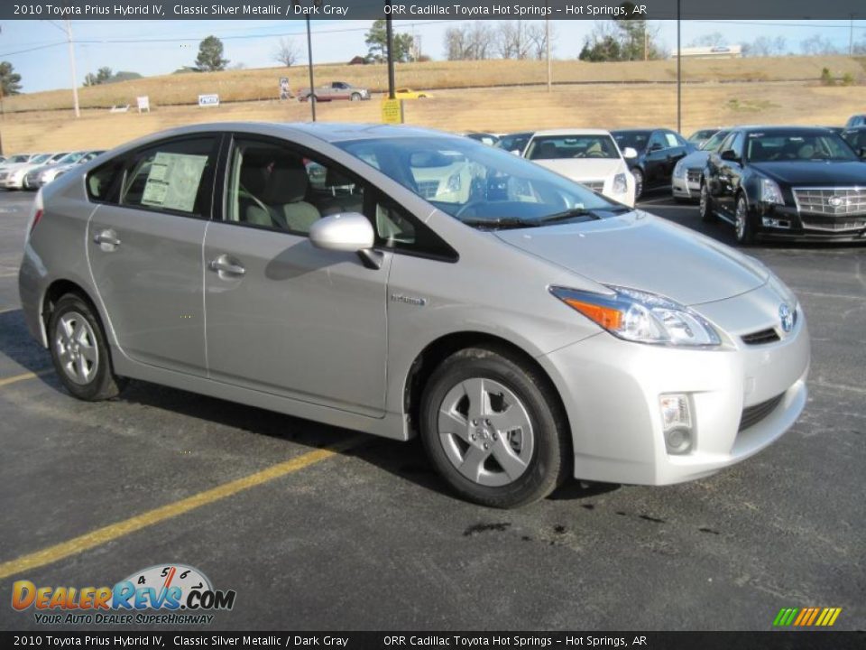 2010 Toyota Prius Hybrid IV Classic Silver Metallic / Dark Gray Photo #2