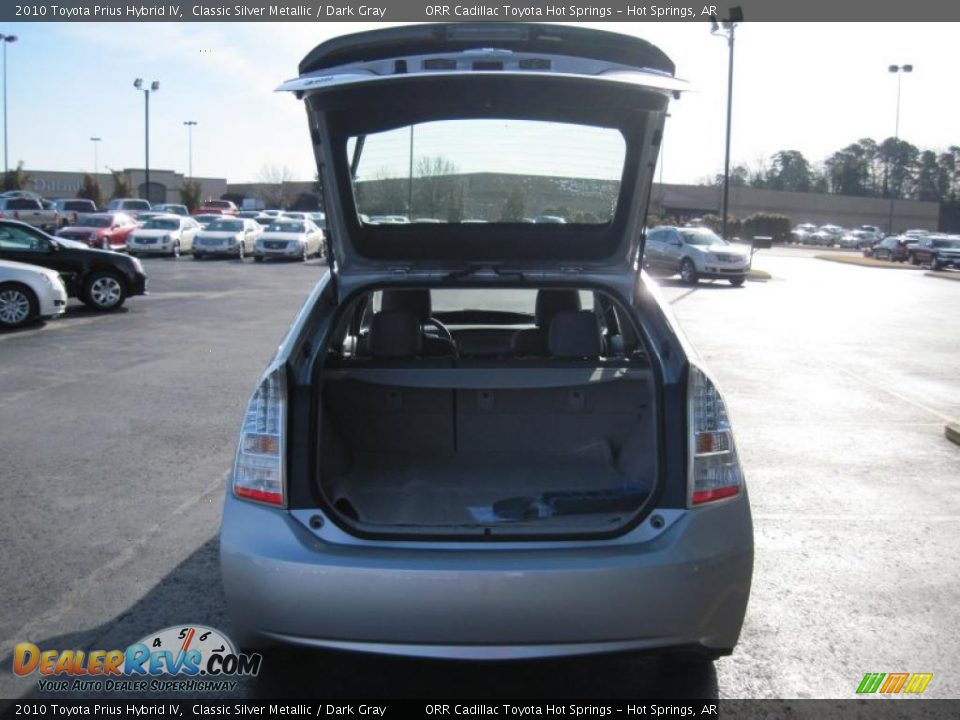 2010 Toyota Prius Hybrid IV Classic Silver Metallic / Dark Gray Photo #8