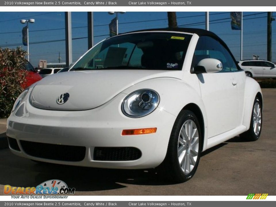 2010 Volkswagen New Beetle 2.5 Convertible Candy White / Black Photo #4