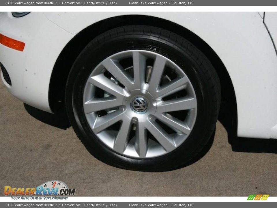2010 Volkswagen New Beetle 2.5 Convertible Candy White / Black Photo #7