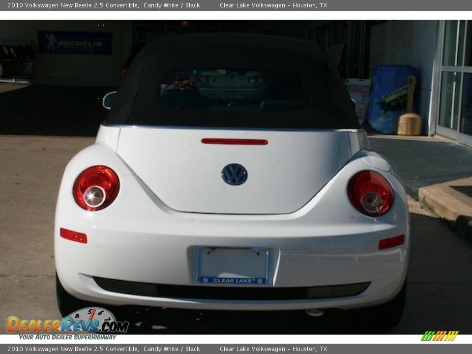 2010 Volkswagen New Beetle 2.5 Convertible Candy White / Black Photo #9