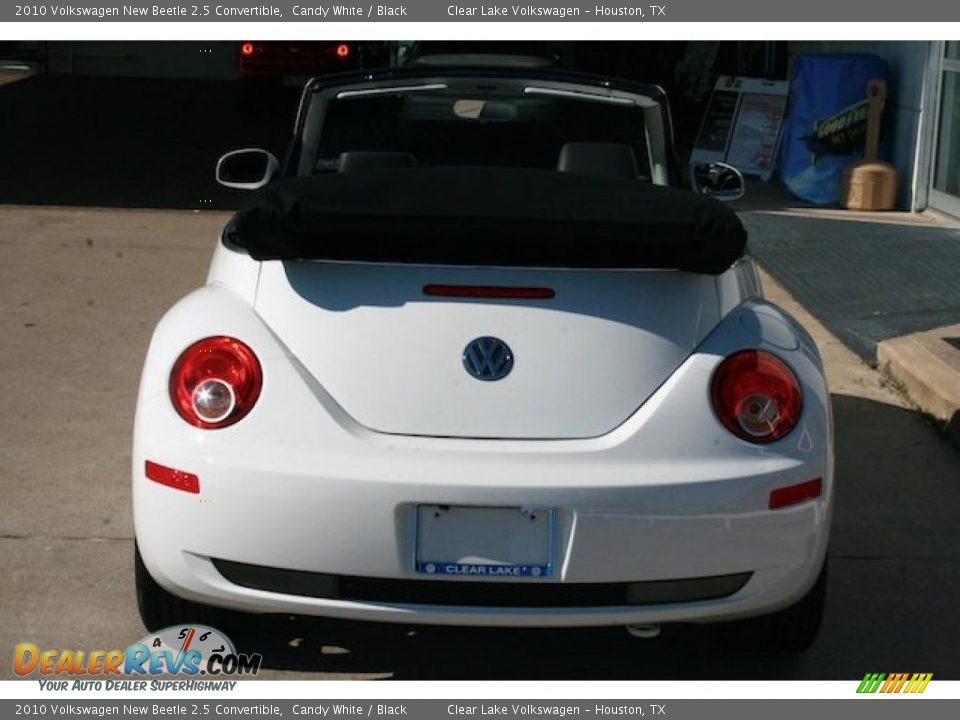 2010 Volkswagen New Beetle 2.5 Convertible Candy White / Black Photo #14
