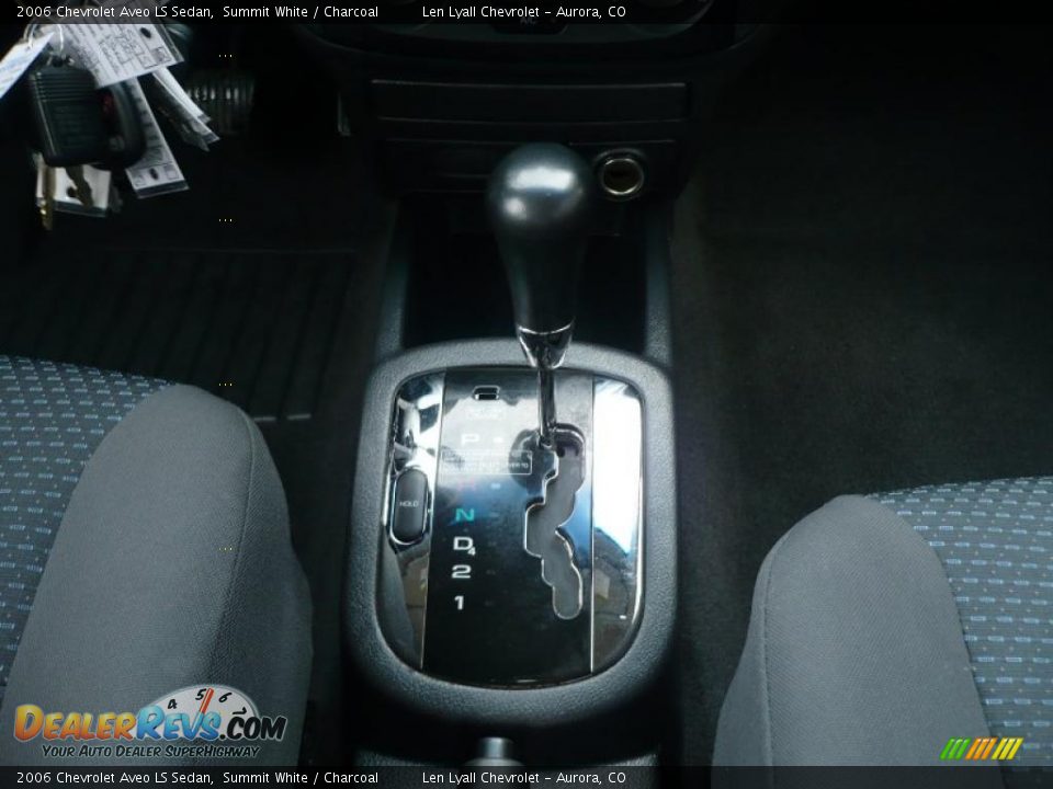 2006 Chevrolet Aveo LS Sedan Summit White / Charcoal Photo #15