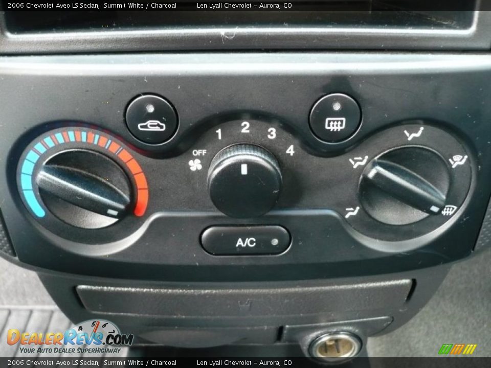 2006 Chevrolet Aveo LS Sedan Summit White / Charcoal Photo #19