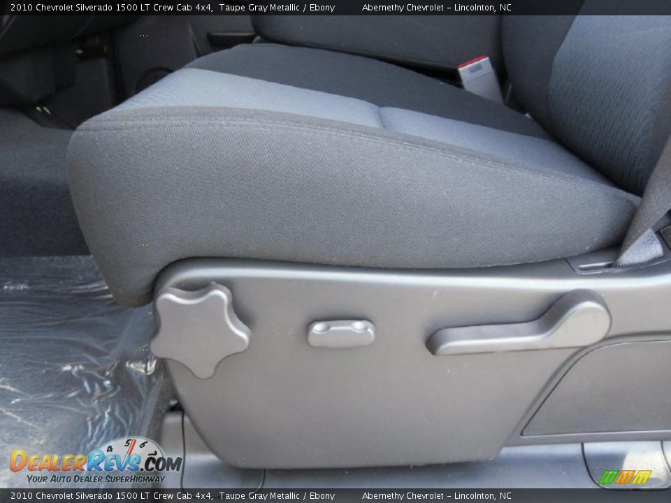 2010 Chevrolet Silverado 1500 LT Crew Cab 4x4 Taupe Gray Metallic / Ebony Photo #11