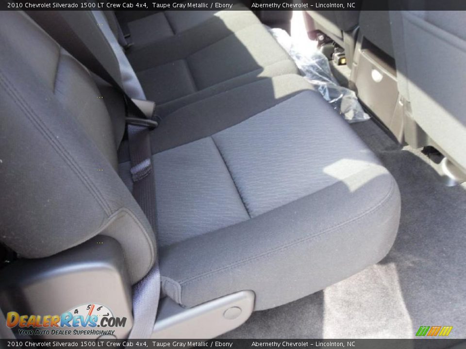 2010 Chevrolet Silverado 1500 LT Crew Cab 4x4 Taupe Gray Metallic / Ebony Photo #16