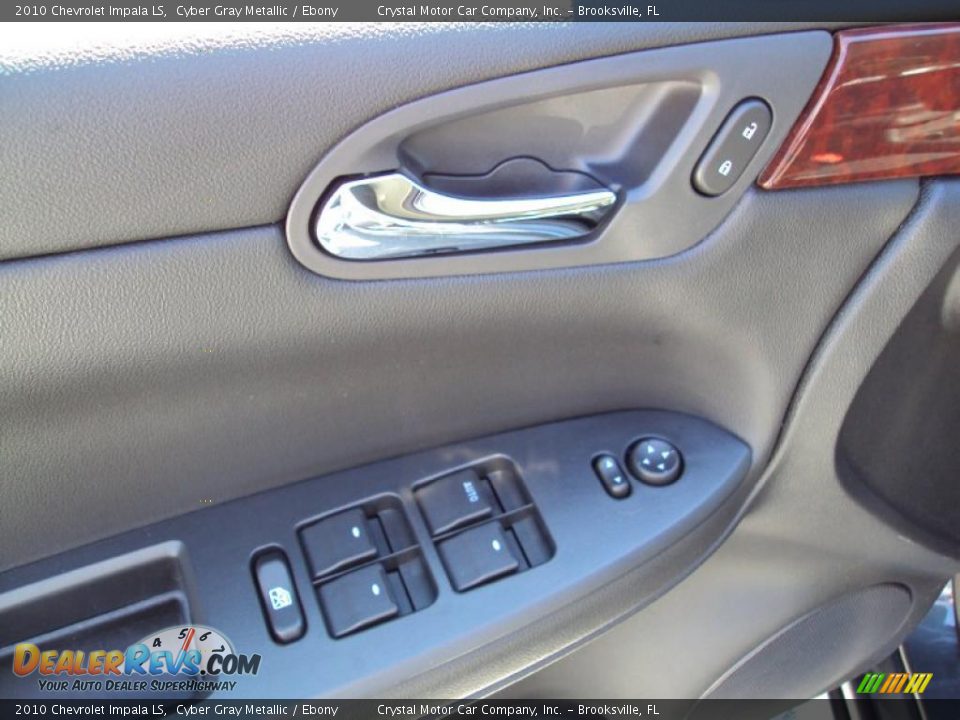2010 Chevrolet Impala LS Cyber Gray Metallic / Ebony Photo #17