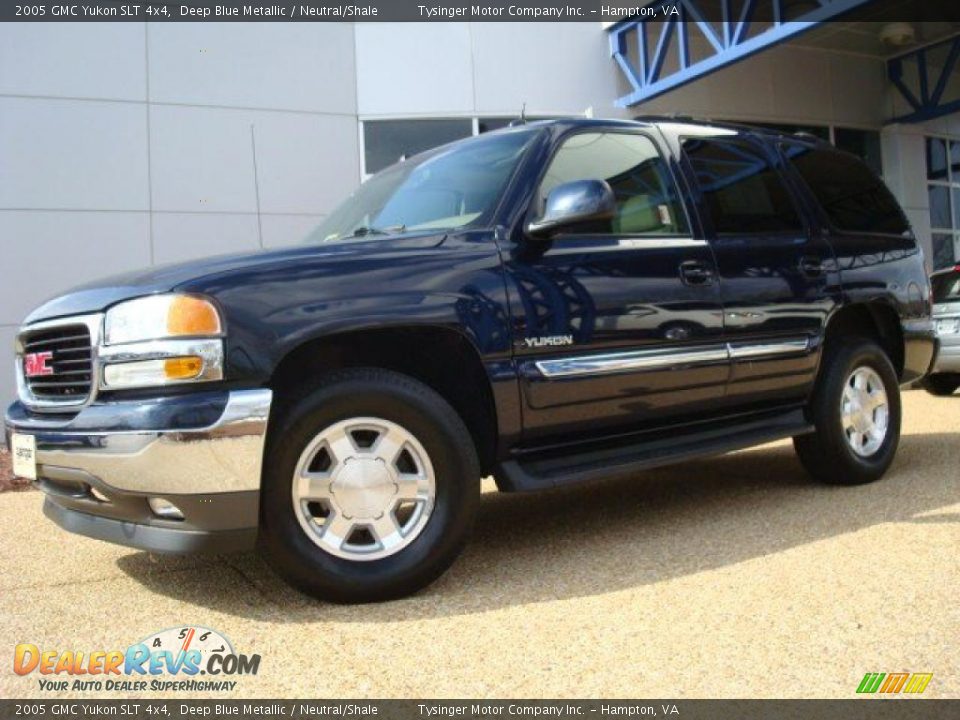 2005 GMC Yukon SLT 4x4 Deep Blue Metallic / Neutral/Shale Photo #2