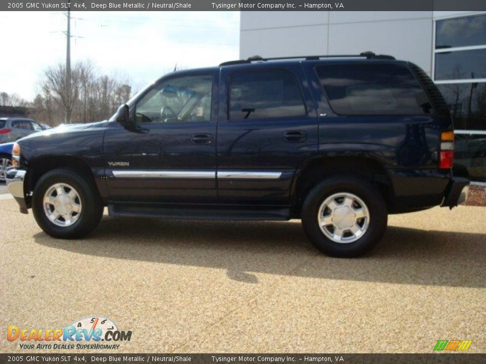 2005 GMC Yukon SLT 4x4 Deep Blue Metallic / Neutral/Shale Photo #3