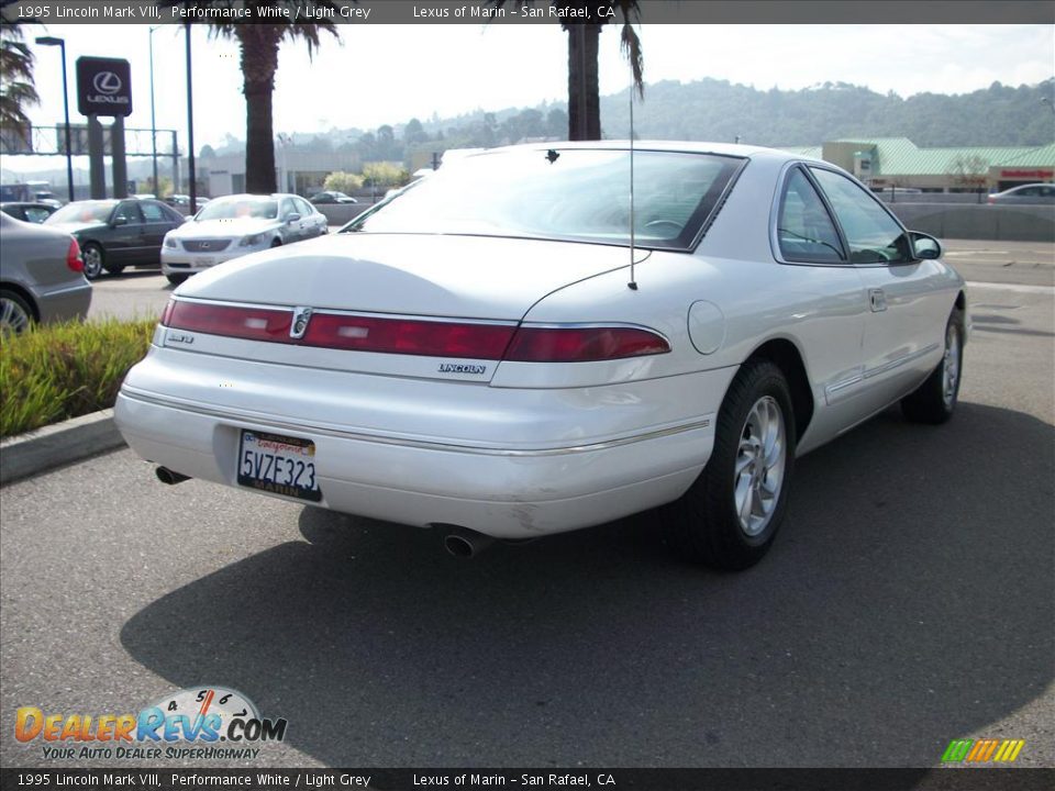 1995 Lincoln Mark VIII Performance White / Light Grey Photo #3