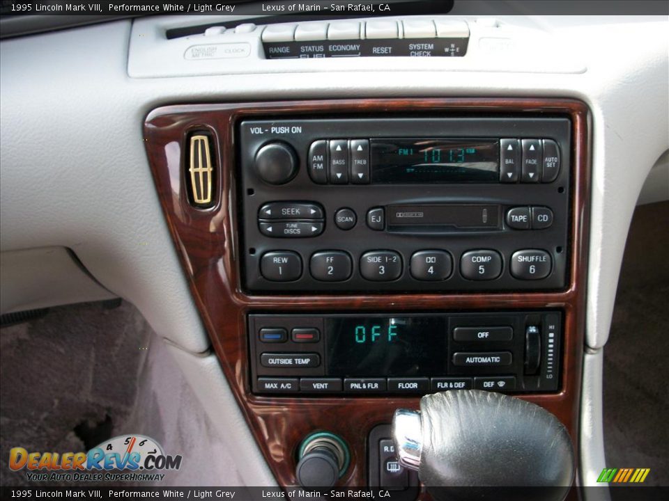 1995 Lincoln Mark VIII Performance White / Light Grey Photo #12