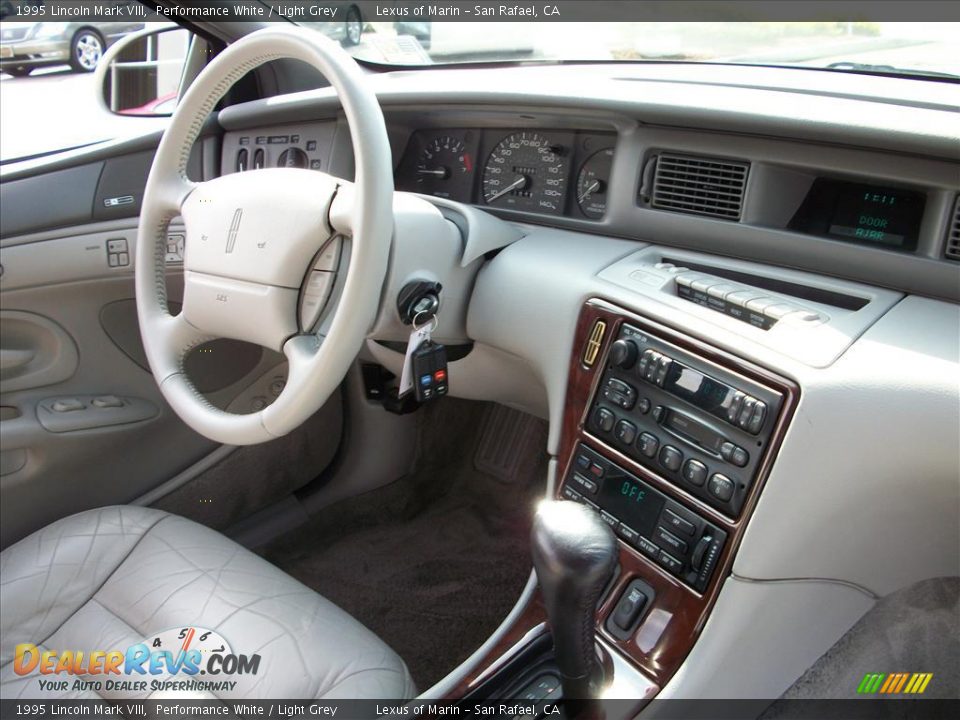 1995 Lincoln Mark VIII Performance White / Light Grey Photo #17
