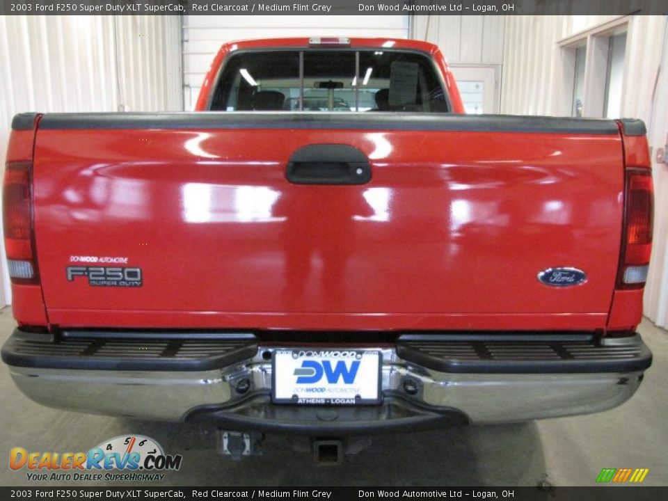 2003 Ford F250 Super Duty XLT SuperCab Red Clearcoat / Medium Flint Grey Photo #5