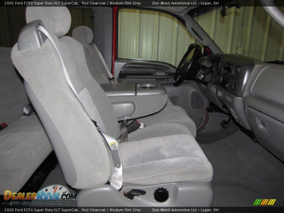 2003 Ford F250 Super Duty XLT SuperCab Red Clearcoat / Medium Flint Grey Photo #12