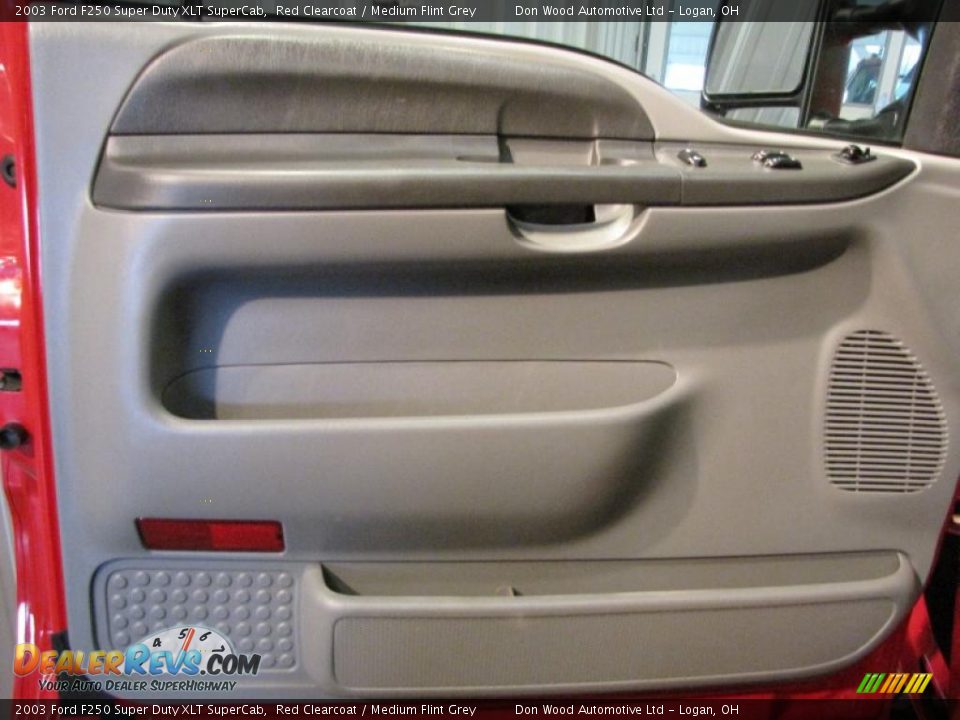 2003 Ford F250 Super Duty XLT SuperCab Red Clearcoat / Medium Flint Grey Photo #19