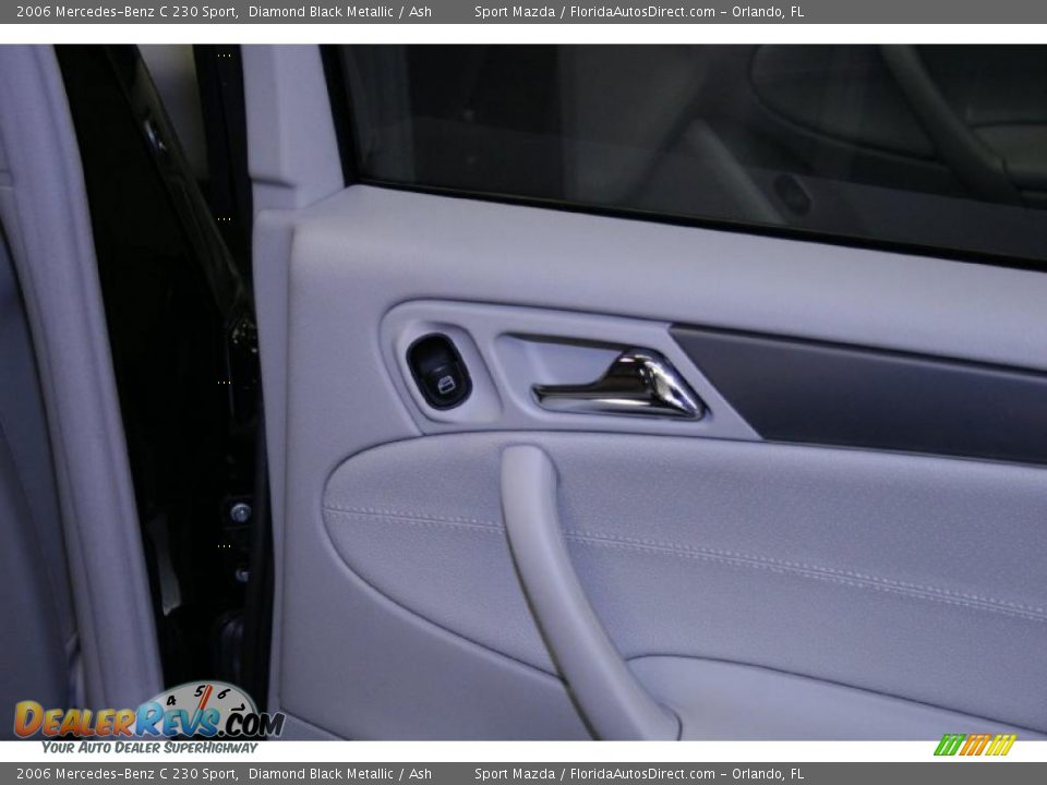 2006 Mercedes-Benz C 230 Sport Diamond Black Metallic / Ash Photo #23