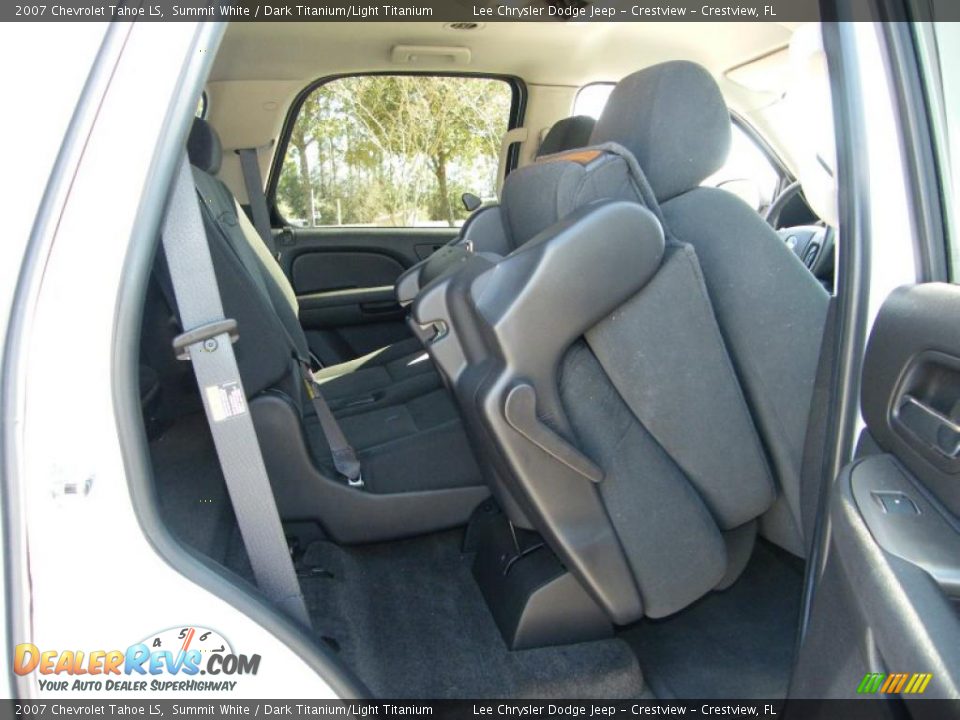 2007 Chevrolet Tahoe LS Summit White / Dark Titanium/Light Titanium Photo #31