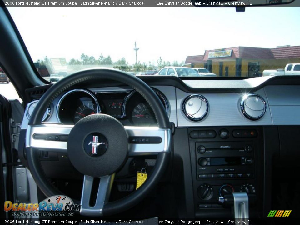 2006 Ford Mustang GT Premium Coupe Satin Silver Metallic / Dark Charcoal Photo #18