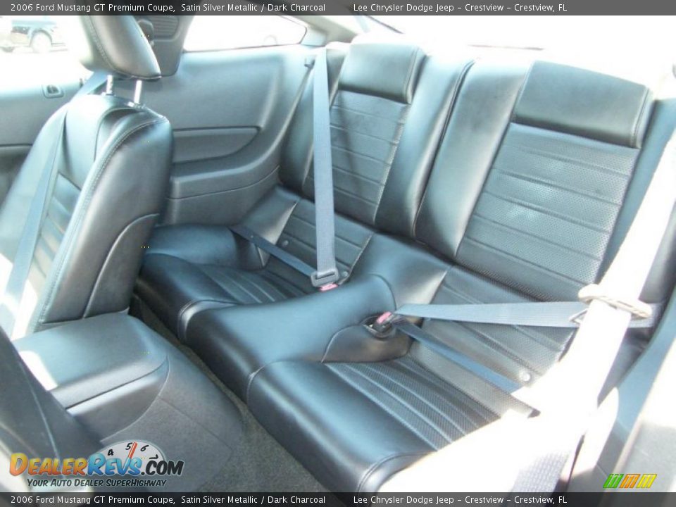 2006 Ford Mustang GT Premium Coupe Satin Silver Metallic / Dark Charcoal Photo #21