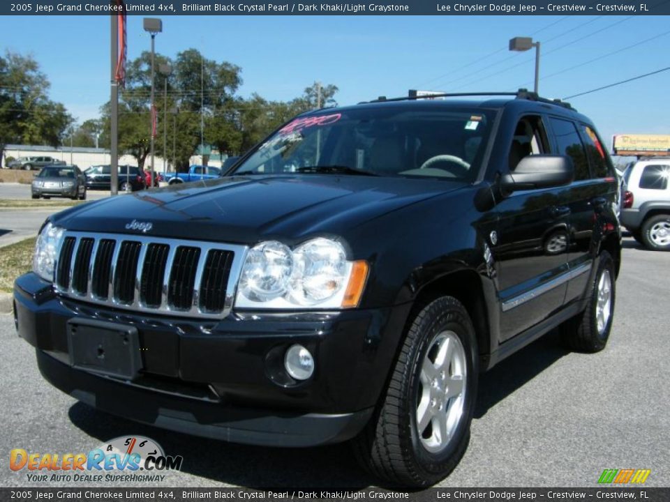 2005 Jeep Grand Cherokee Limited 4x4 Brilliant Black Crystal Pearl / Dark Khaki/Light Graystone Photo #1
