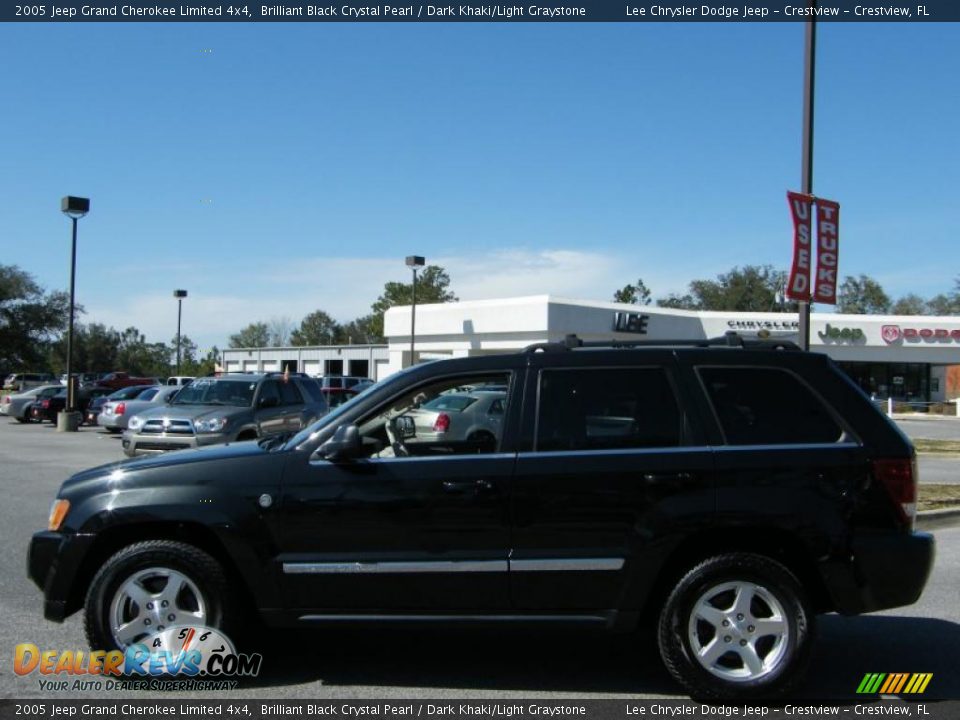2005 Jeep Grand Cherokee Limited 4x4 Brilliant Black Crystal Pearl / Dark Khaki/Light Graystone Photo #2