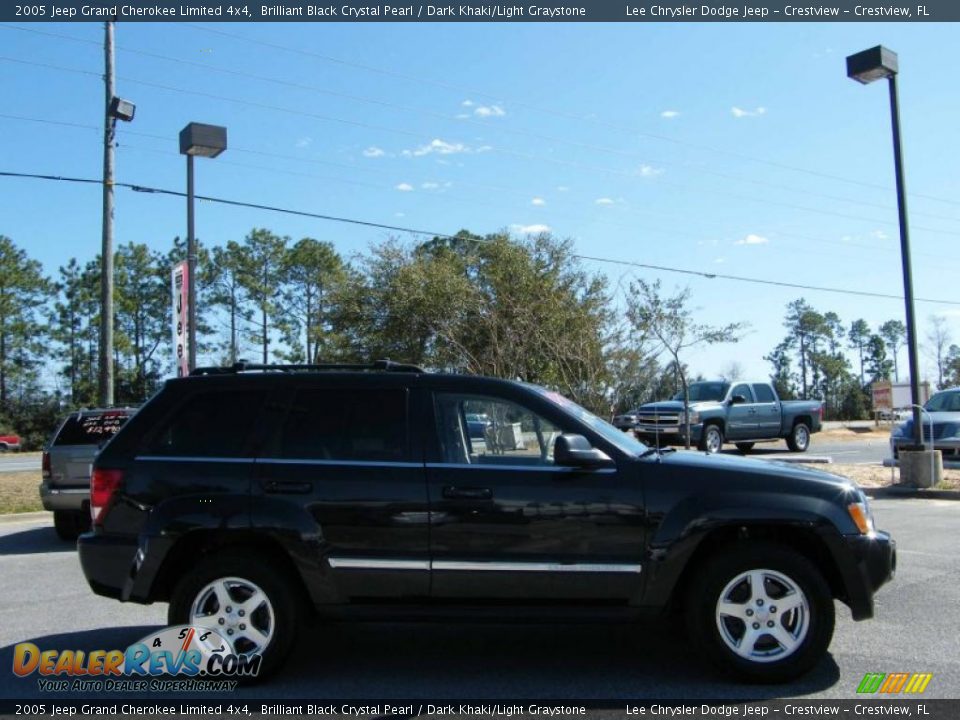 2005 Jeep Grand Cherokee Limited 4x4 Brilliant Black Crystal Pearl / Dark Khaki/Light Graystone Photo #6