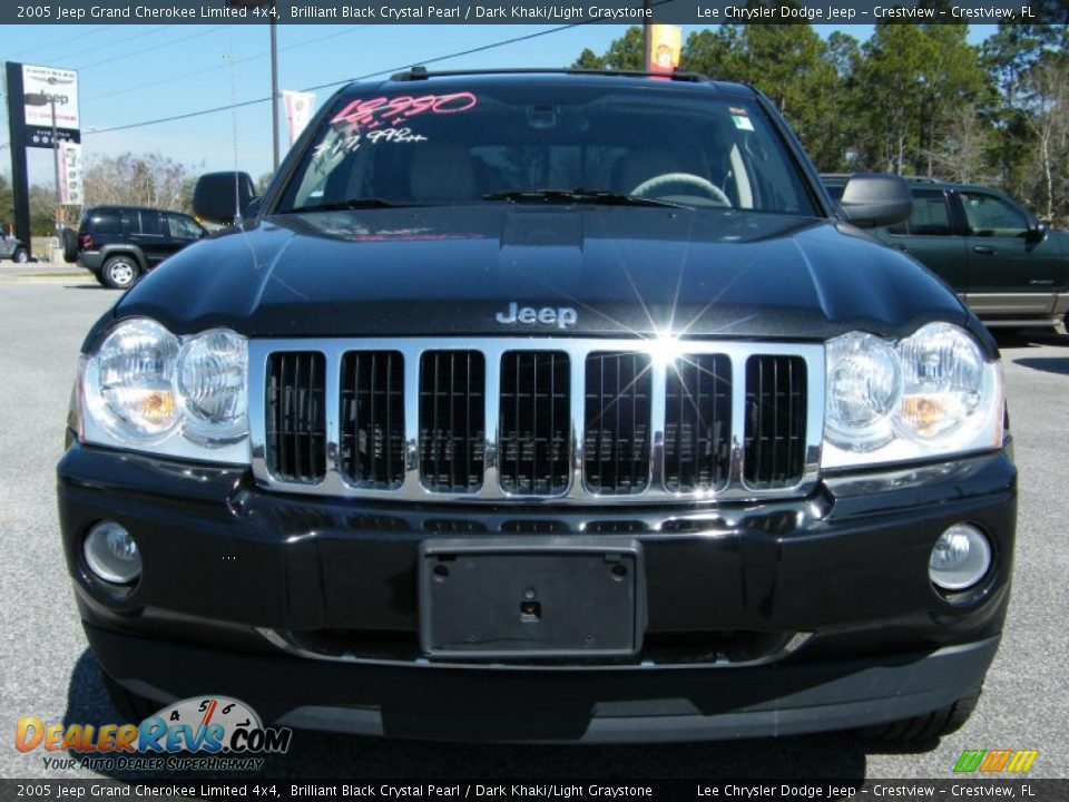 2005 Jeep Grand Cherokee Limited 4x4 Brilliant Black Crystal Pearl / Dark Khaki/Light Graystone Photo #8