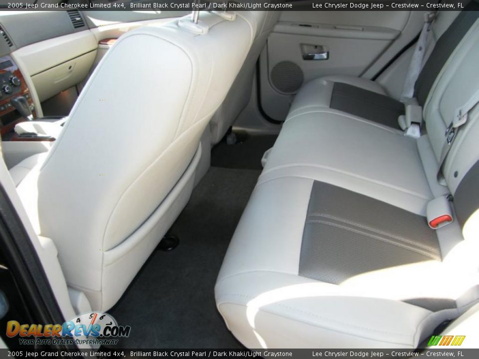 2005 Jeep Grand Cherokee Limited 4x4 Brilliant Black Crystal Pearl / Dark Khaki/Light Graystone Photo #23