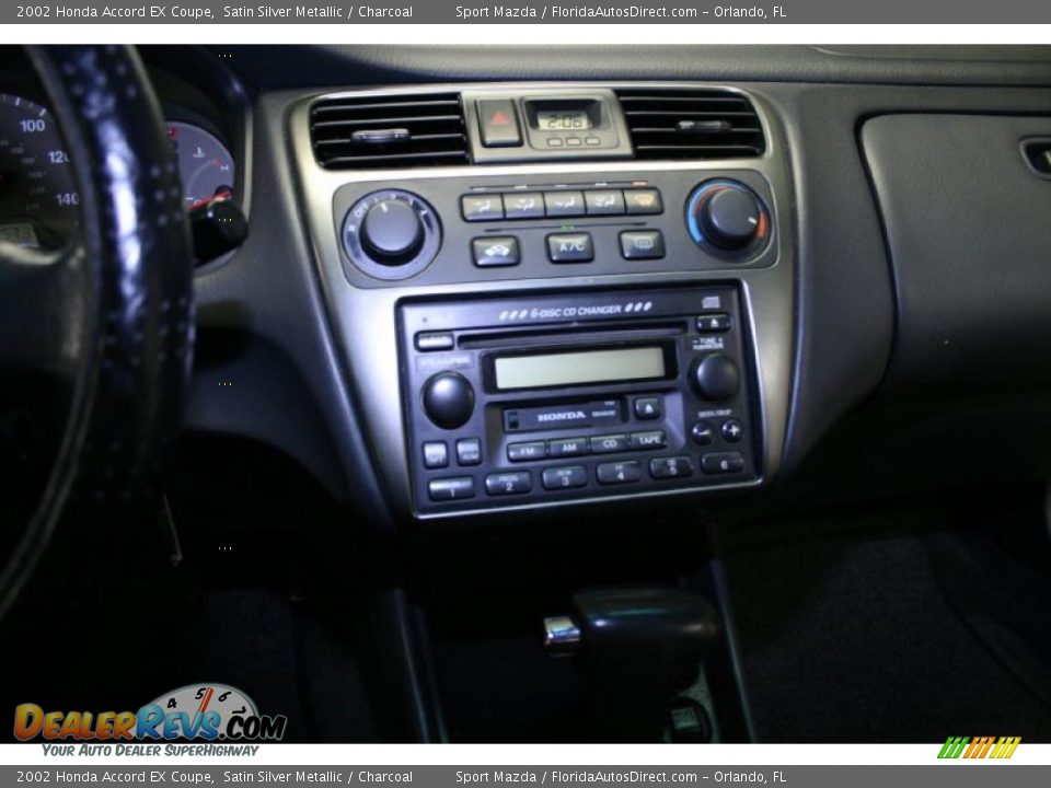 2002 Honda Accord EX Coupe Satin Silver Metallic / Charcoal Photo #32