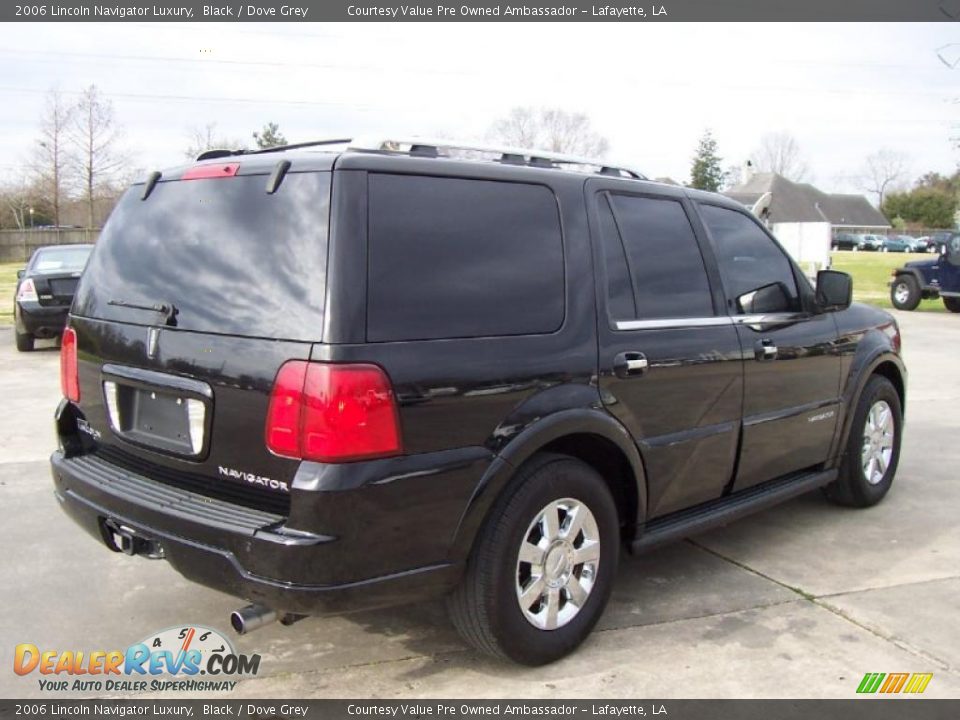 2006 Lincoln Navigator Luxury Black / Dove Grey Photo #4