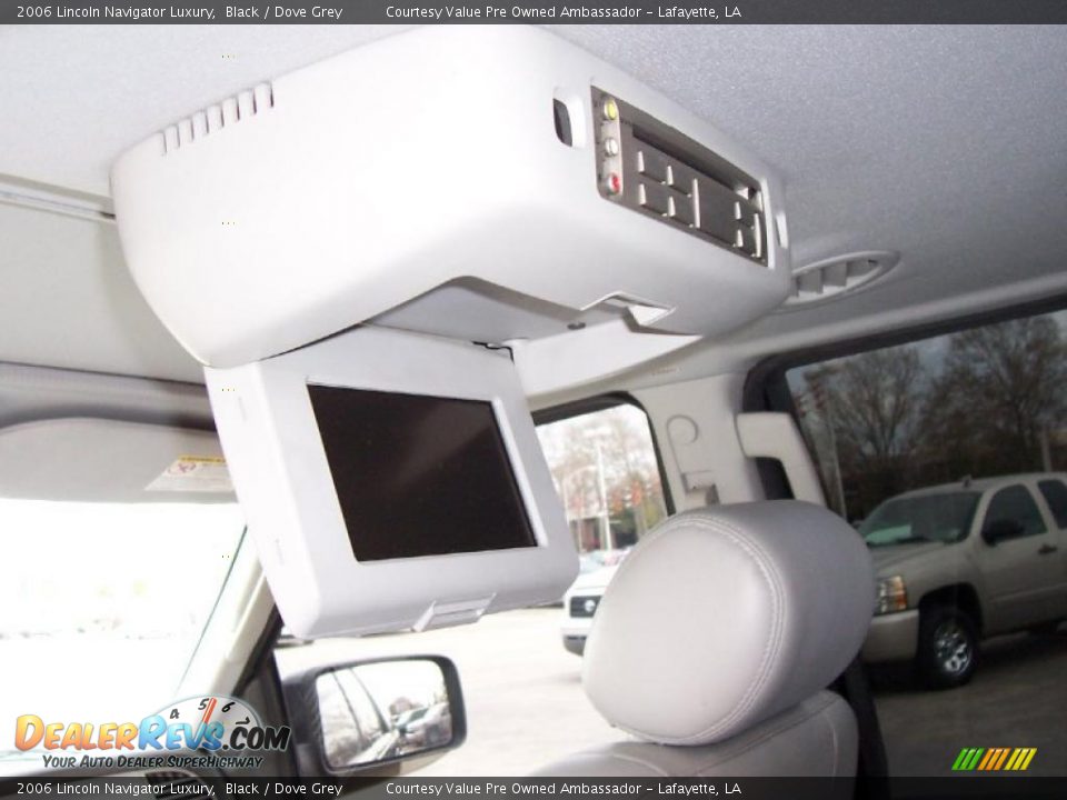 2006 Lincoln Navigator Luxury Black / Dove Grey Photo #12