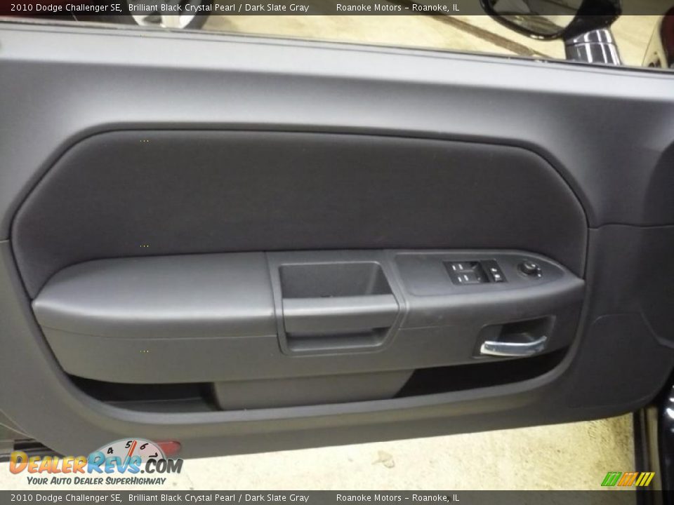 2010 Dodge Challenger SE Brilliant Black Crystal Pearl / Dark Slate Gray Photo #15