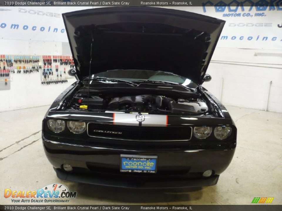 2010 Dodge Challenger SE Brilliant Black Crystal Pearl / Dark Slate Gray Photo #18