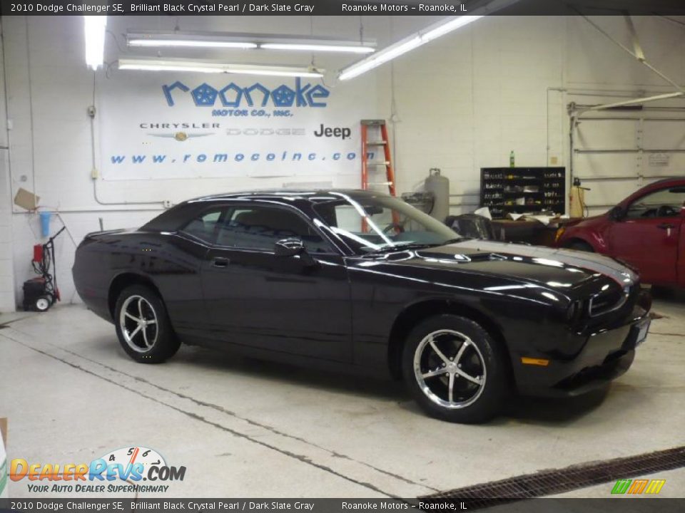 2010 Dodge Challenger SE Brilliant Black Crystal Pearl / Dark Slate Gray Photo #23