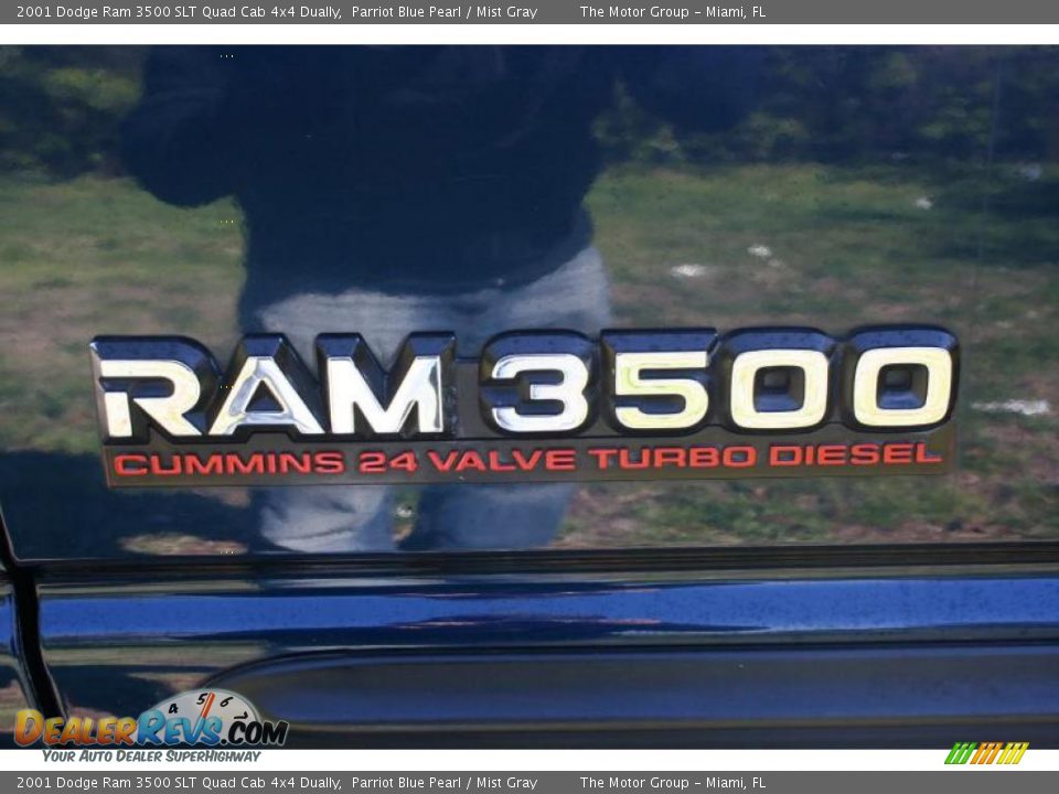 2001 Dodge Ram 3500 SLT Quad Cab 4x4 Dually Parriot Blue Pearl / Mist Gray Photo #29