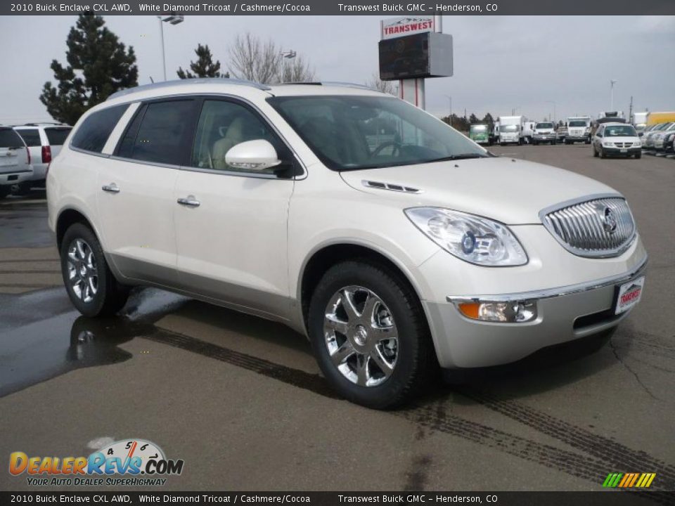 2010 Buick Enclave CXL AWD White Diamond Tricoat / Cashmere/Cocoa Photo #1