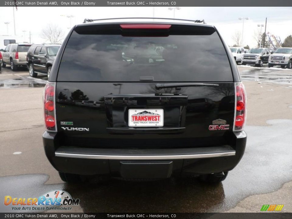 2010 GMC Yukon Denali AWD Onyx Black / Ebony Photo #4