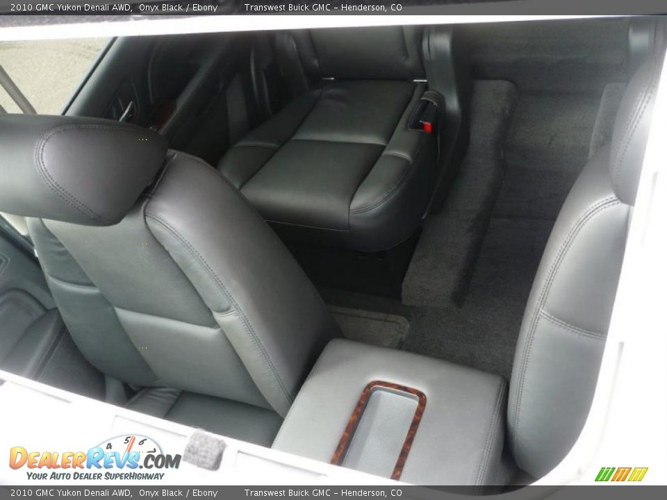 2010 GMC Yukon Denali AWD Onyx Black / Ebony Photo #8