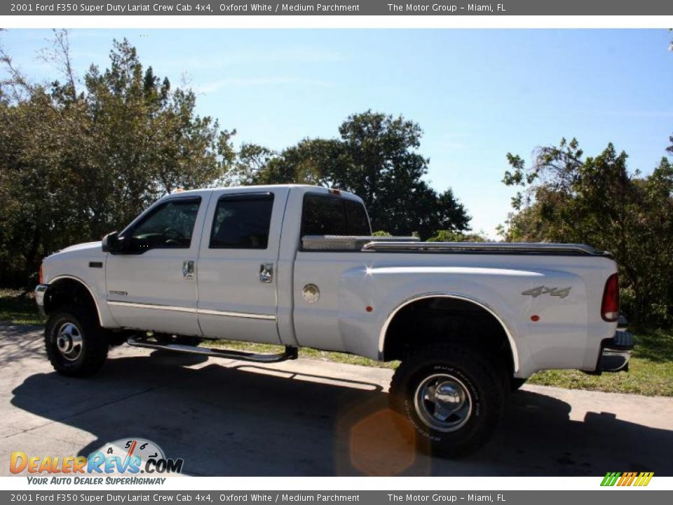 2001 Ford F350 Super Duty Lariat Crew Cab 4x4 Oxford White / Medium Parchment Photo #5