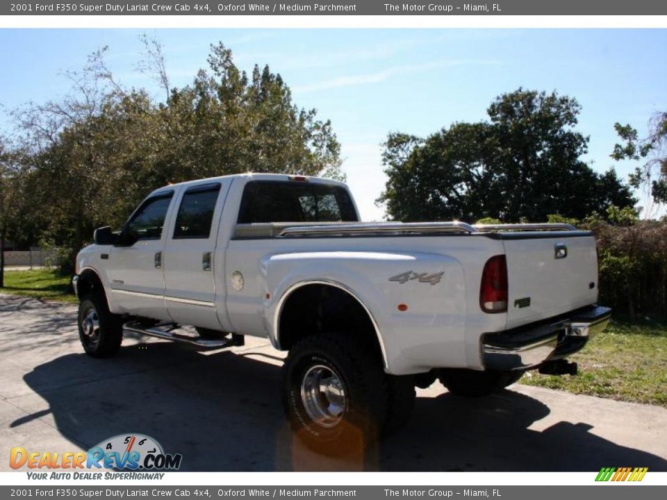 2001 Ford F350 Super Duty Lariat Crew Cab 4x4 Oxford White / Medium Parchment Photo #6