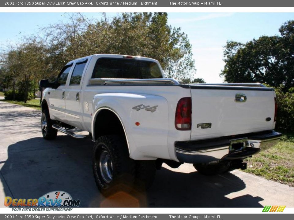 2001 Ford F350 Super Duty Lariat Crew Cab 4x4 Oxford White / Medium Parchment Photo #7