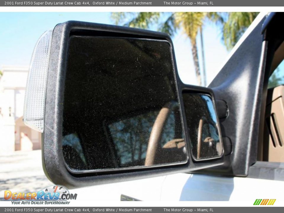 2001 Ford F350 Super Duty Lariat Crew Cab 4x4 Oxford White / Medium Parchment Photo #23